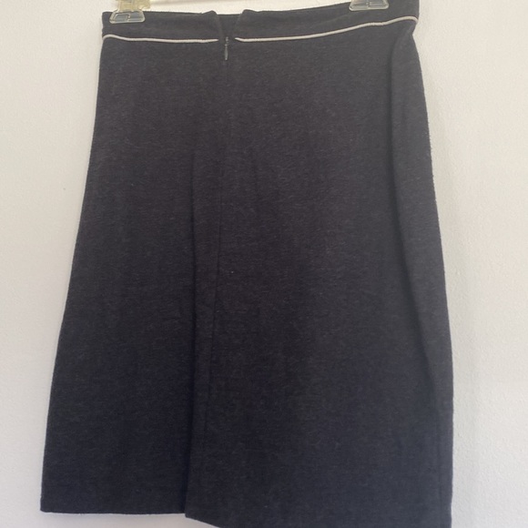 Charcoal pencil skirt - Picture 2 of 3